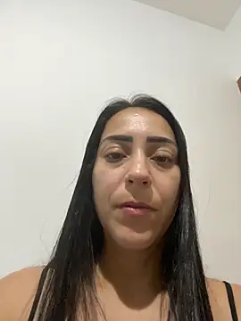 lucioliveira online show from July 18, 1:37 pm