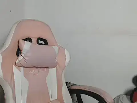 sophiadaza666 online show from May 19, 12:05 am