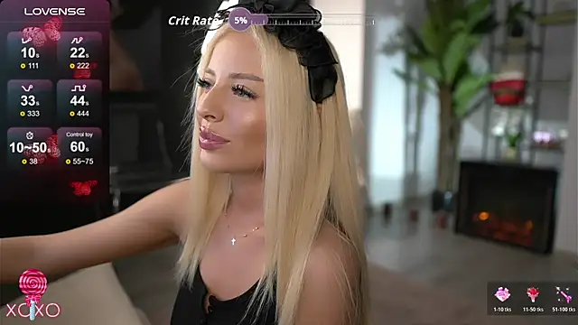 Snapshot of SerenaNoir chatting on June 28, 8:59 pm SerenaNoir online show from June 28, 8:59 pm