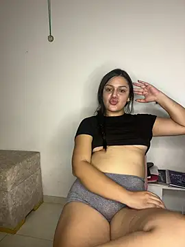 lunita sweet5 online show from February 22, 7:19 am