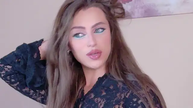 Sienna Voss online show from April 30, 8:37 pm