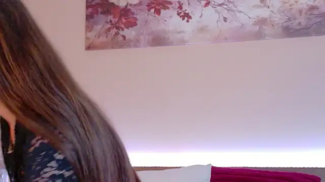 Sienna Voss online show from May 8, 8:58 pm