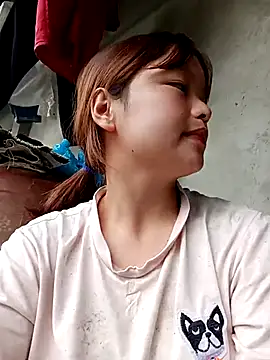 Snapshot of XoiXoi232 chatting on September 16, 1:17 am XoiXoi232 online show from September 16, 1:17 am