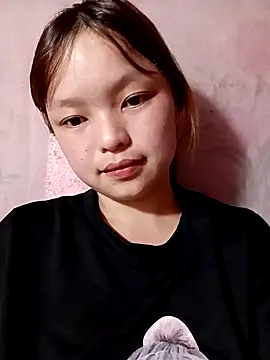 Snapshot of XoiXoi232 chatting on September 18, 1:02 pm XoiXoi232 online show from September 18, 1:02 pm