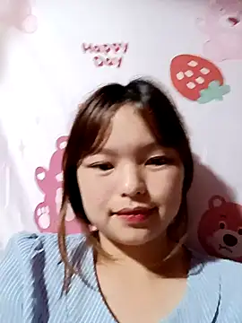 Snapshot of XoiXoi232 chatting on October 9, 1:53 pm XoiXoi232 online show from October 9, 1:53 pm