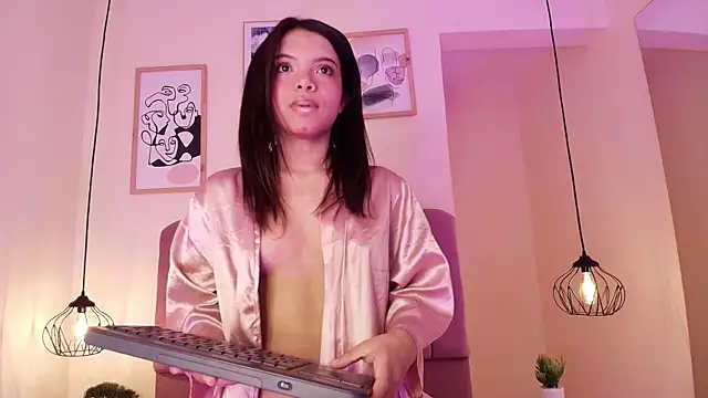 Isabelgh  online show from October 29, 3:42 am