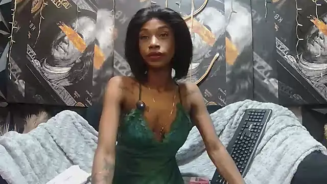 Lilmisbaddyxxx online show from July 22, 8:11 pm