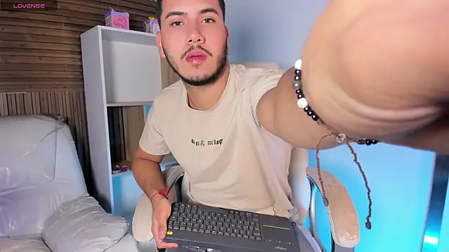 Axel grey  online show from October 4, 12:25 pm