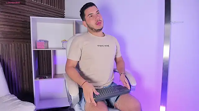 Axel grey  online show from November 7, 12:16 pm