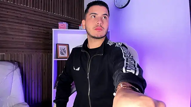 Axel grey  online show from December 5, 12:25 pm