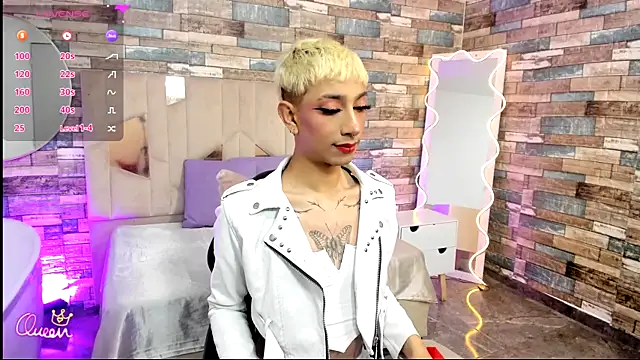 CYRUS TAY online show from May 23, 12:53 pm