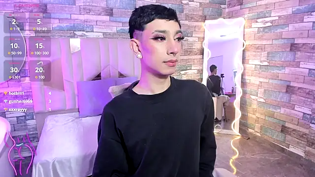 CYRUS TAY online show from June 18, 11:58 am