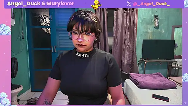 Snapshot of Angel_Duck chatting on July 11, 11:17 pm Angel Duck online show from July 11, 11:17 pm