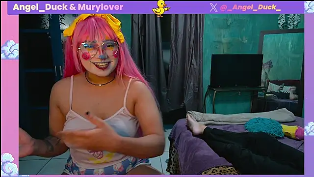 Snapshot of Angel_Duck chatting on July 17, 10:03 pm Angel Duck online show from July 17, 10:03 pm