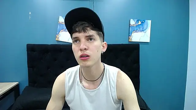 Jheampiiero online show from November 12, 2:39 pm