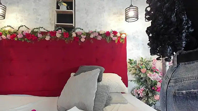 Snapshot of Kloeh_Star chatting on August 3, 8:01 pm Kloeh Star online show from August 3, 8:01 pm