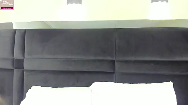 CarolineLee  online show from June 26, 10:36 pm