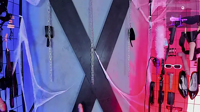 VictoryaLiah BDSM online show from October 24, 11:06 am