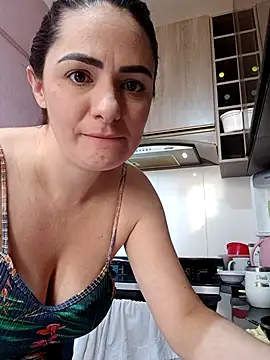 Snapshot of _SexyPetite_ chatting on October 21, 1:45 pm SexyPetite online show from October 21, 1:45 pm