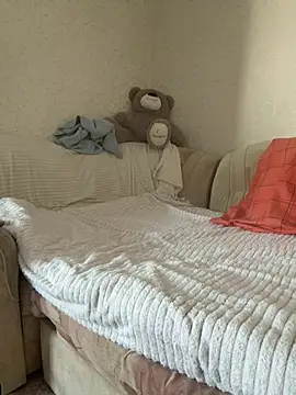 Snapshot of HairyJeffry chatting on February 9, 12:47 am HairyJeffry online show from February 9, 12:47 am