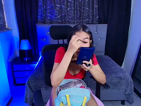 Snapshot of barbie_angels chatting on September 26, 9:52 pm barbie angels online show from September 26, 9:52 pm