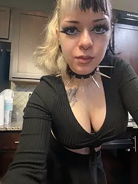 Snapshot of Paige_Turner chatting on October 21, 7:58 pm Paige Turner online show from October 21, 7:58 pm