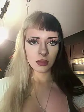 Snapshot of Paige_Turner chatting on July 19, 7:06 pm Paige Turner online show from July 19, 7:06 pm