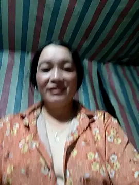 Snapshot of Bliss_rose chatting on October 6, 12:24 pm Bliss rose online show from October 6, 12:24 pm