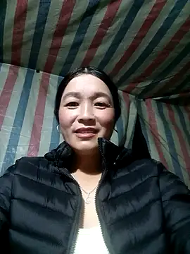 Snapshot of Bliss_rose chatting on November 13, 9:41 am Bliss rose online show from November 13, 9:41 am