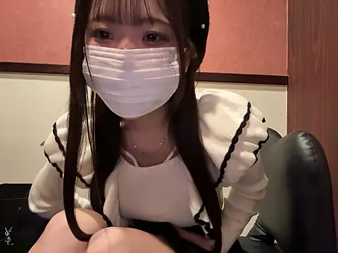 Snapshot of nano-da-u chatting on October 18, 2:51 pm nano-da-u online show from October 18, 2:51 pm