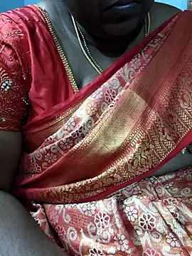 Snapshot of TAMIL_ELAKKIYA chatting on November 16, 9:59 am TAMIL ELAKKIYA online show from November 16, 9:59 am