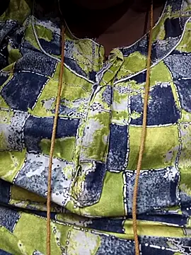 TAMIL ELAKKIYA online show from January 18, 1:37 pm