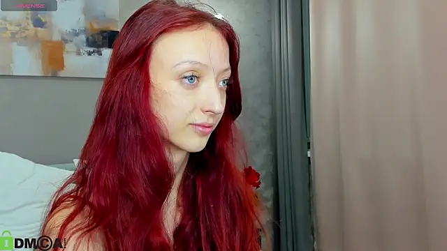 Snapshot of Daria_J chatting on November 8, 3:50 am Daria J online show from November 8, 3:50 am