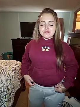 JuicyExxxperience online show from November 6, 2:29 pm