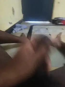 hotboy43339 online show from July 2, 3:56 am