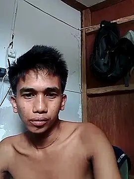 Snapshot of charlie0728 chatting on October 16, 2:45 am charlie0728 online show from October 16, 2:45 am