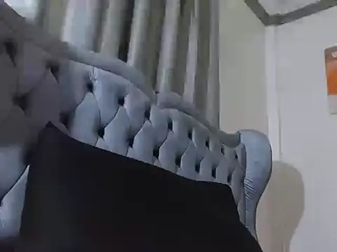 charlie0728 online show from December 15, 6:45 pm