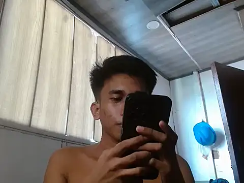 charlie0728 online show from December 21, 2:51 am