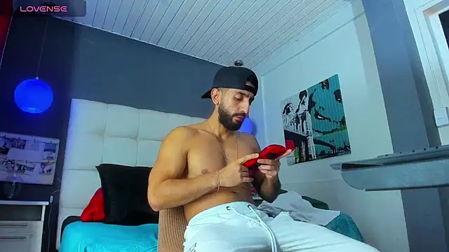 Yiyo10  online show from February 3, 6:22 am