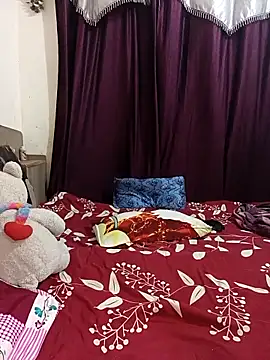 MEERAcle online show from March 10, 4:34 pm