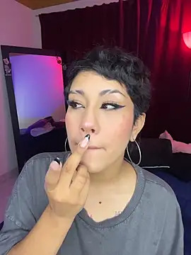 Snapshot of ZahaRose chatting on November 9, 8:07 pm ZahaRose online show from November 9, 8:07 pm