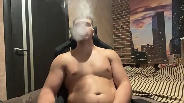 MusclePhantom online show from September 22, 8:22 pm