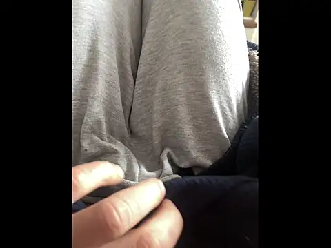 Snapshot of wwwiiilll chatting on February 21, 10:16 am wwwiiilll online show from February 21, 10:16 am