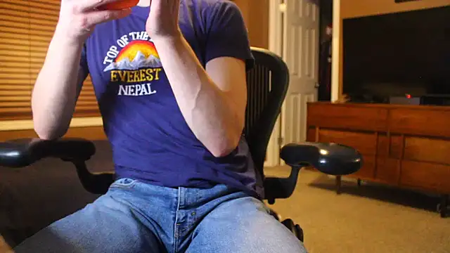 jjjjjfive online show from March 3, 3:01 am