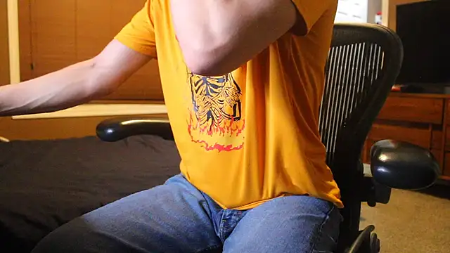 jjjjjfive online show from May 6, 4:19 am