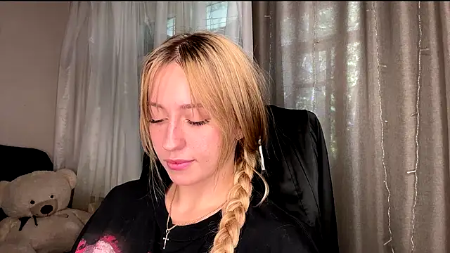 Snapshot of Jetta_Corsacami chatting on September 21, 11:34 am Jetta Corsacami online show from September 21, 11:34 am