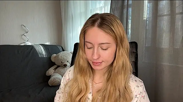 Snapshot of Jetta_Corsacami chatting on November 18, 10:09 am Jetta Corsacami online show from November 18, 10:09 am