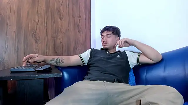 juanmechanic  online show from January 17, 12:32 pm