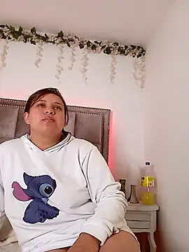 Snapshot of Laureen_se chatting on July 20, 10:39 am Laureen se online show from July 20, 10:39 am
