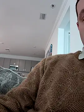 Snapshot of John--a chatting on March 3, 8:59 pm John--a online show from March 3, 8:59 pm